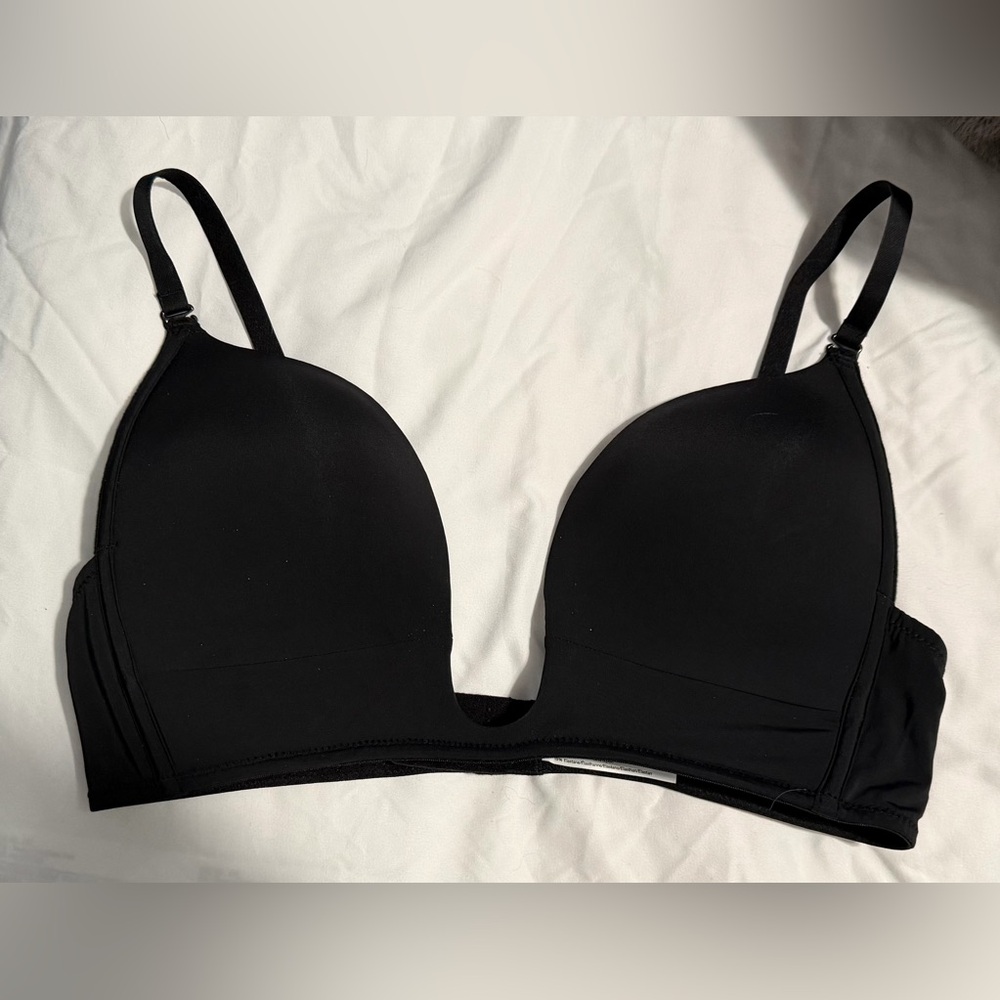 Deep plunge bra, 40C